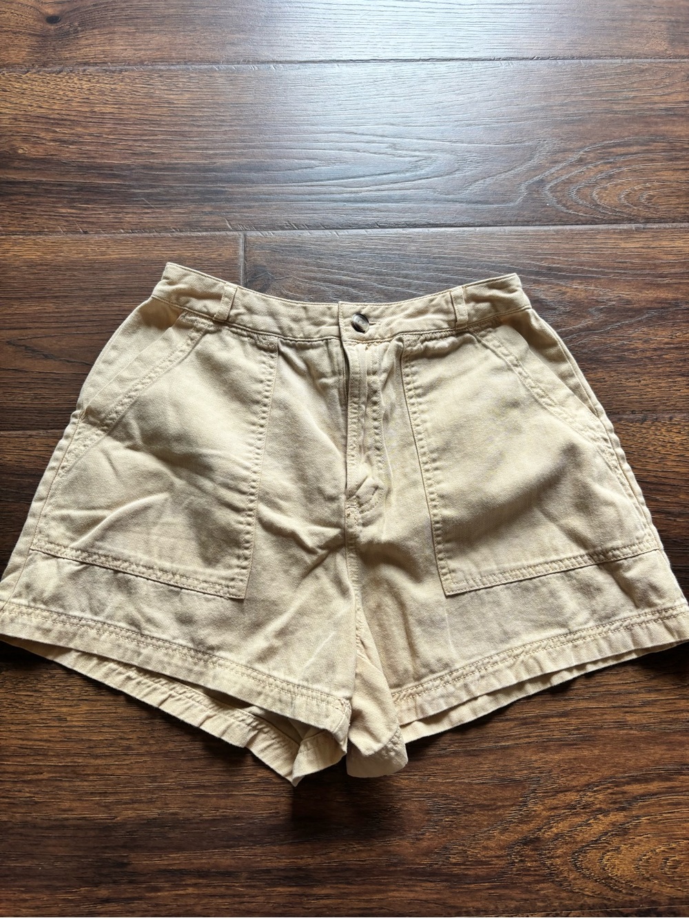 Universal Thread Beige High-Rise Utility Shorts
